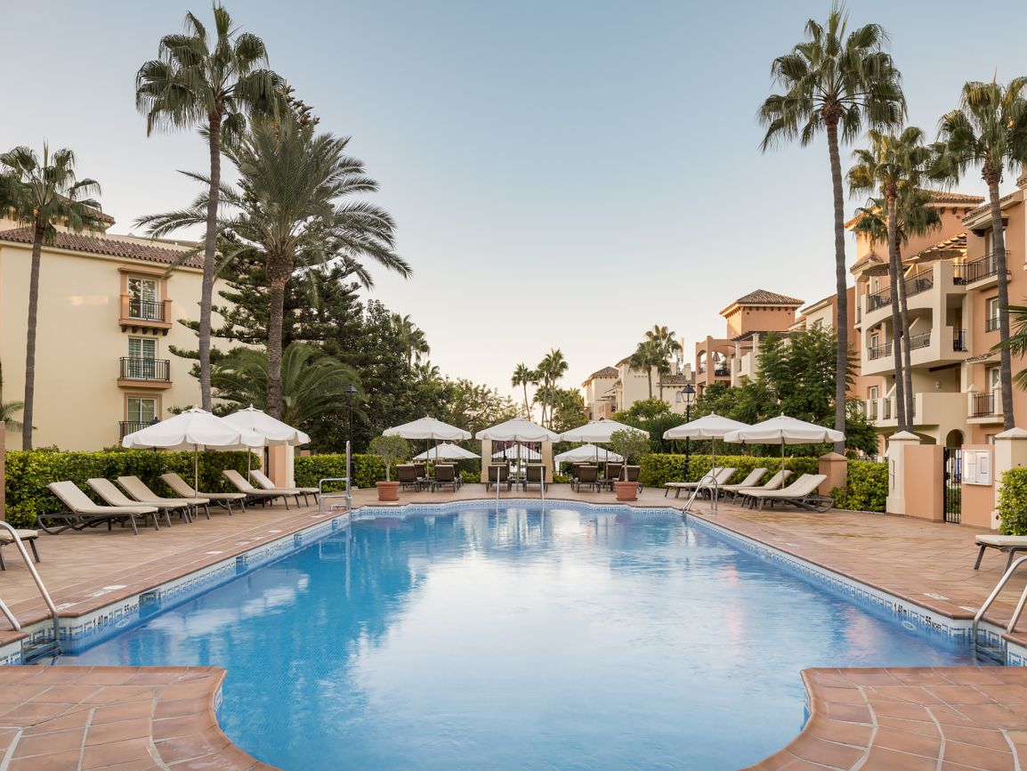 Garden Lap Pool